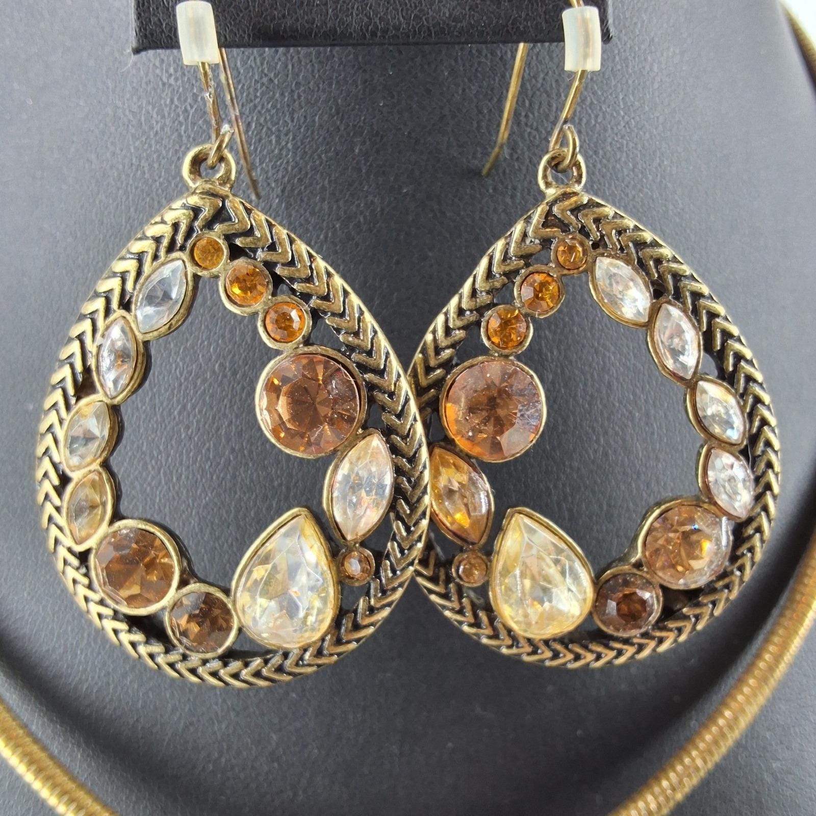 Premier Designs Antiqued Gold Amber Crystal Omega Necklace Earring Set