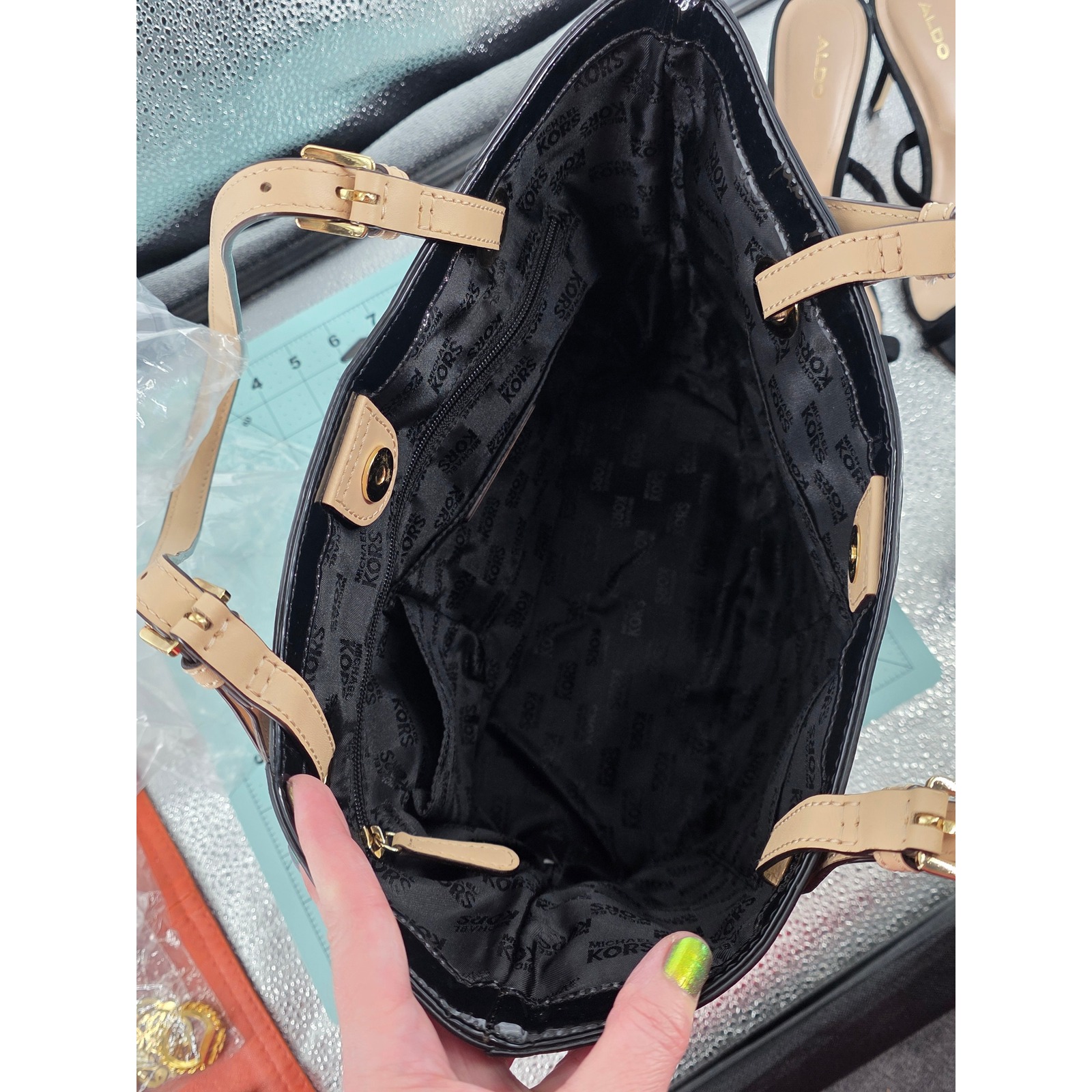 Michael Kors MK Black Patent Leather Tote Shoulder Bag Medium EUC!