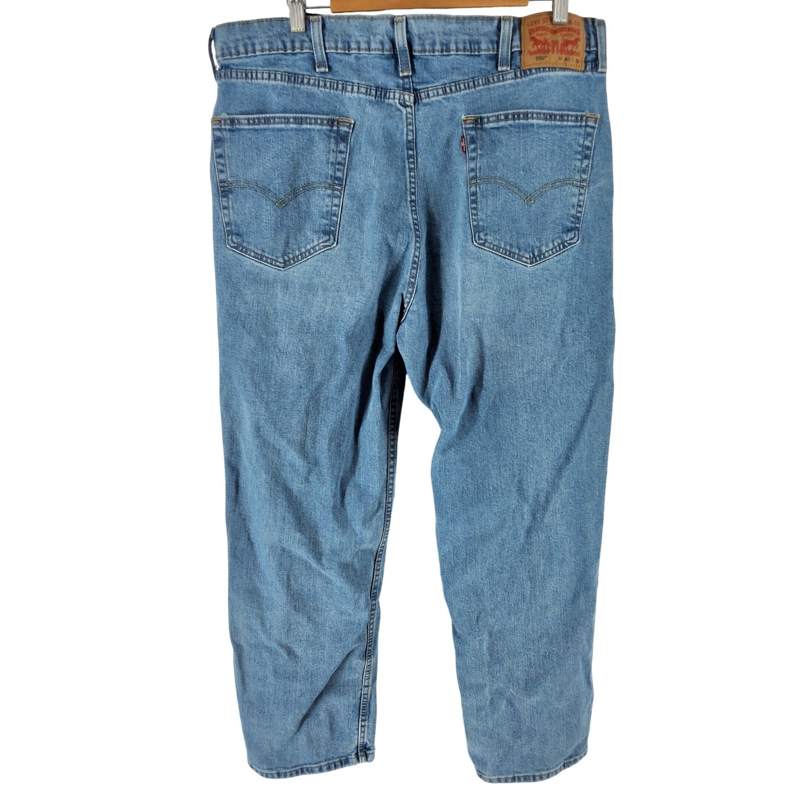 Levis 550 Relaxed Fit Tapered Leg Highrise Denim Jeans W40 L30 Medium Wash - View 9