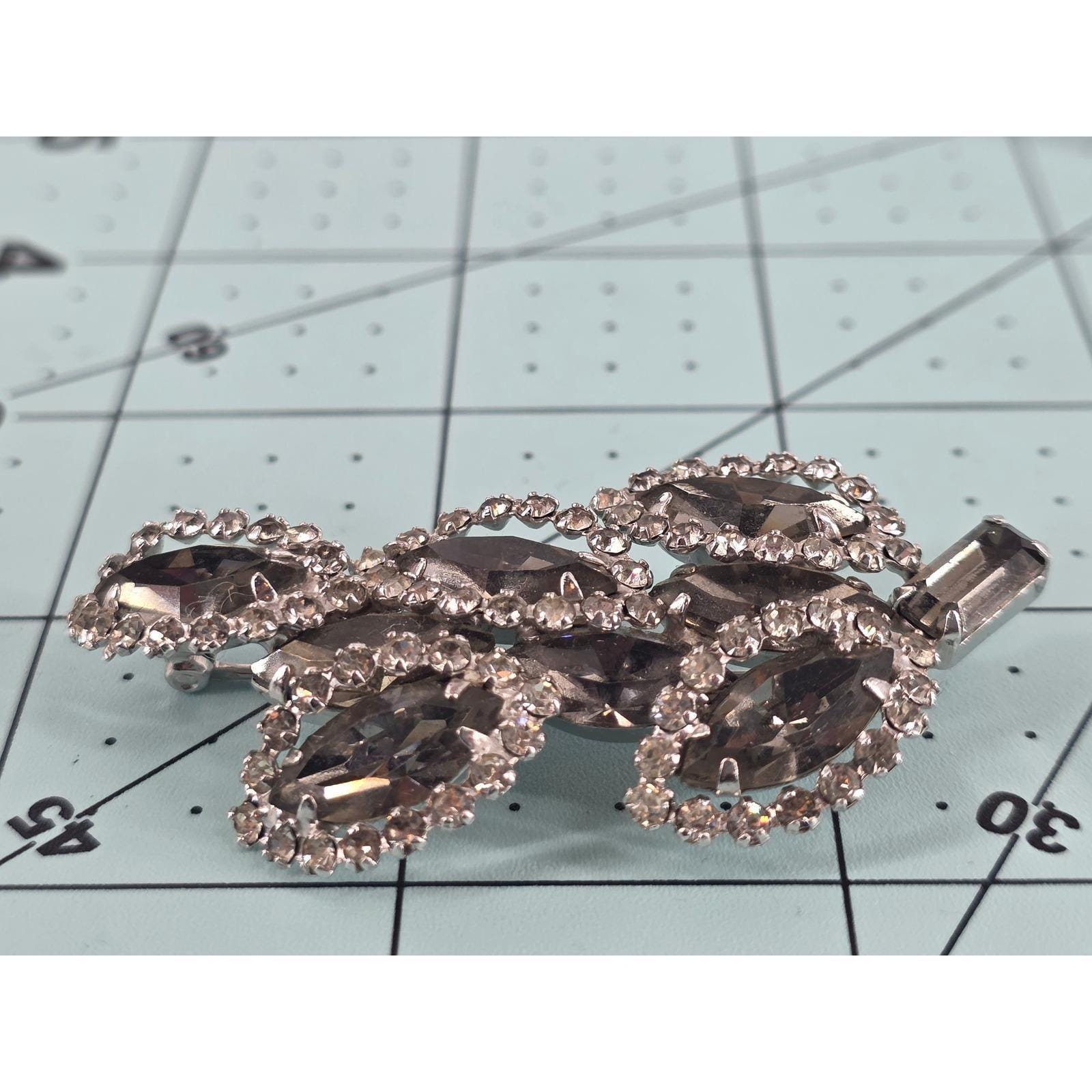 Albert Weiss Vintage Rhinestone Brooch & Clip Earring Set Silver-Tone - View 4