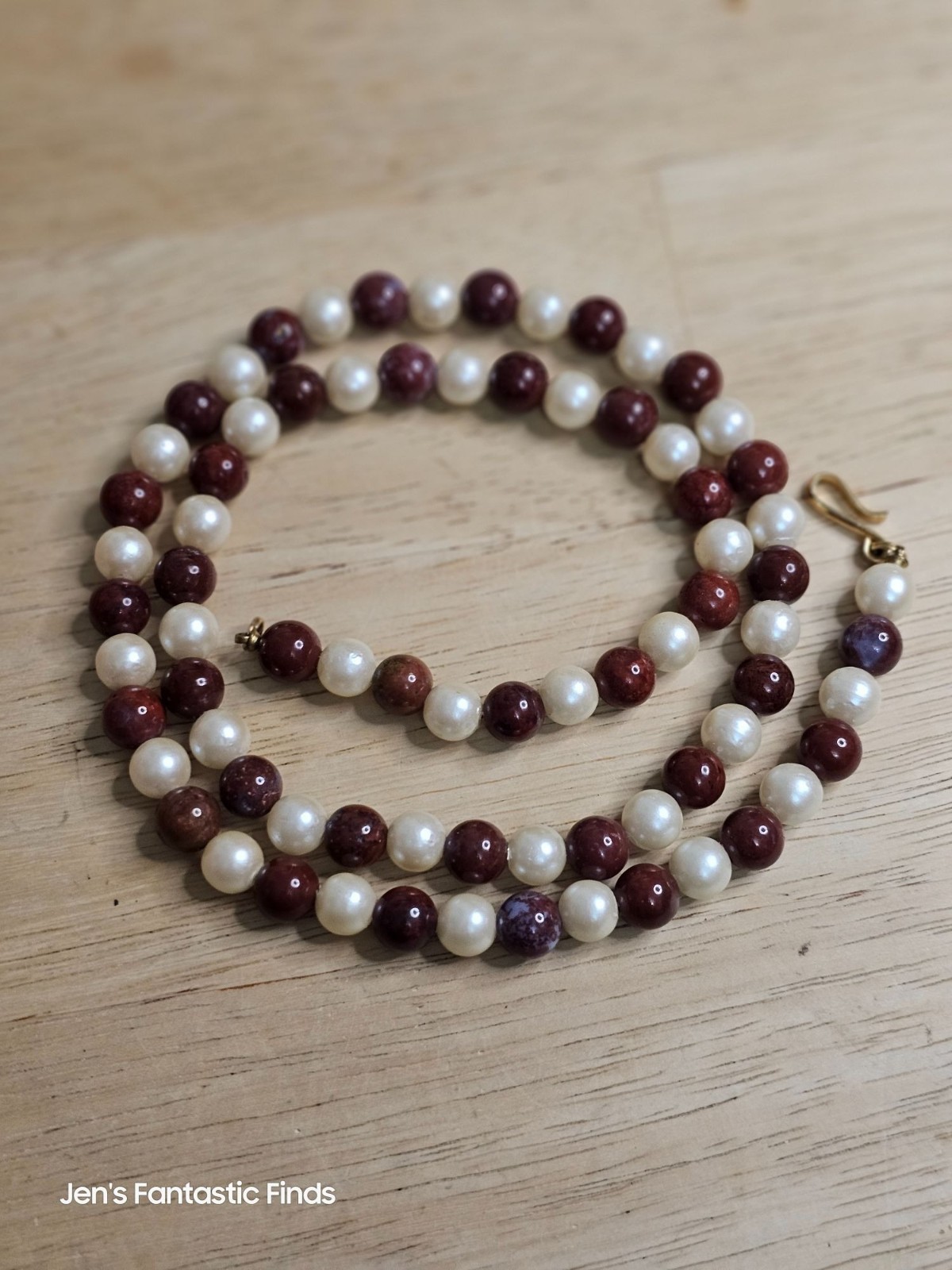 Vintage Pearl & Red Ocean Jasper Beaded Necklace 24 Inches Gold Clasp - View 4