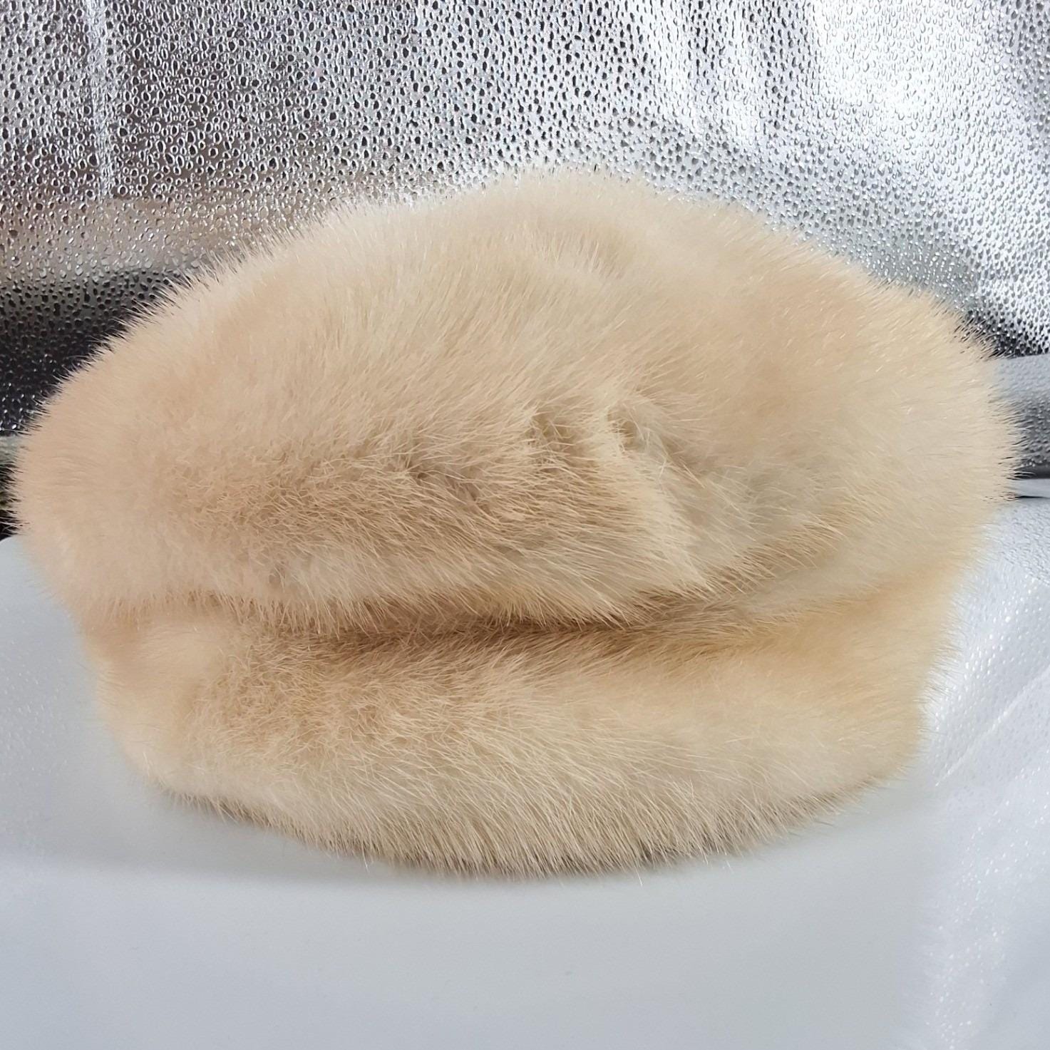 Vintage 60s Blonde Mink Fur Pillbox Hat Champagne Beige Winter Luxury Glam