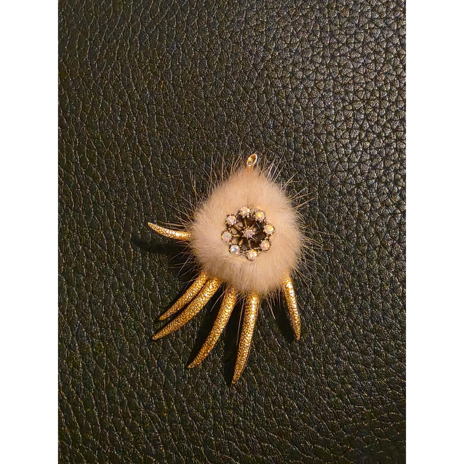 Vintage1960s Atomic Starburst Broch Mid Century Gold Tone Rhinestone Pin - View 7