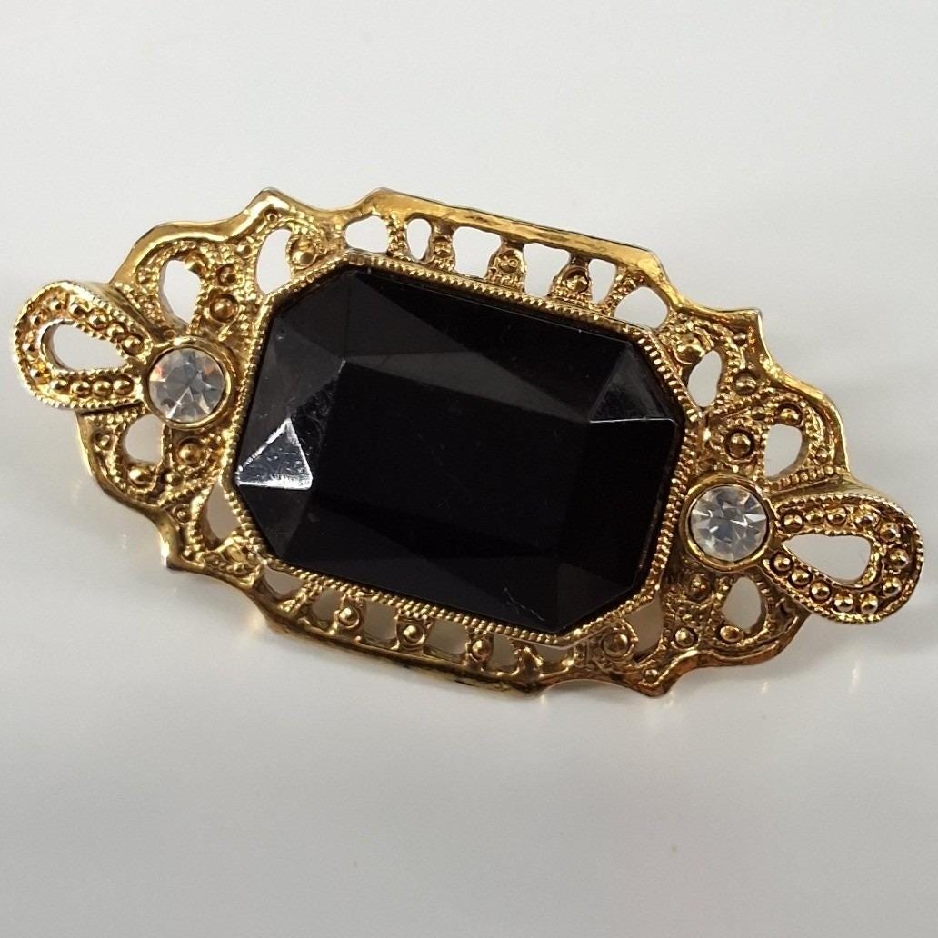 Vintage Gold Tone Black Faux Onyx Filigree Brooch Victorian Style Rhinestone Pin