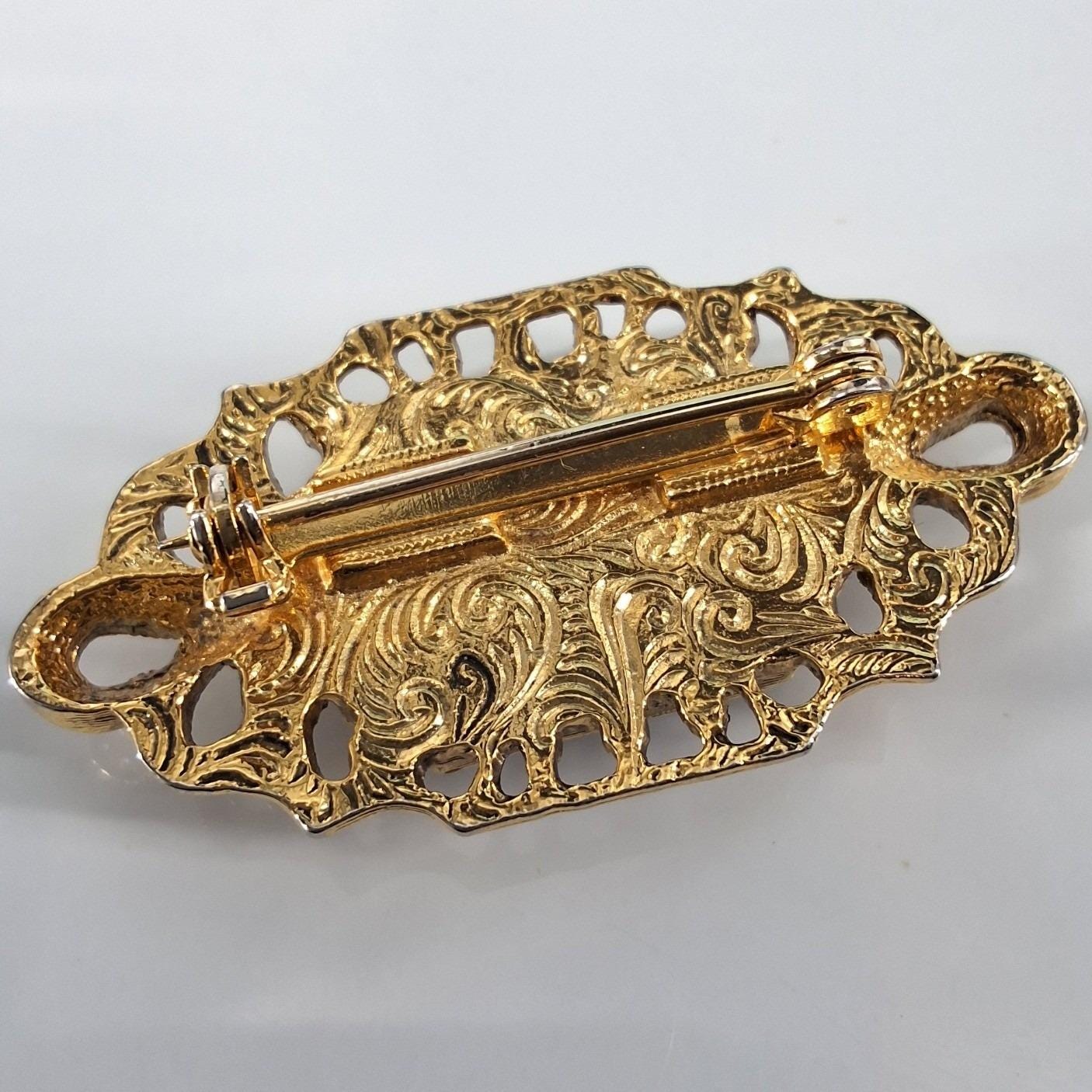 Vintage Gold Tone Black Faux Onyx Filigree Brooch Victorian Style Rhinestone Pin - View 3