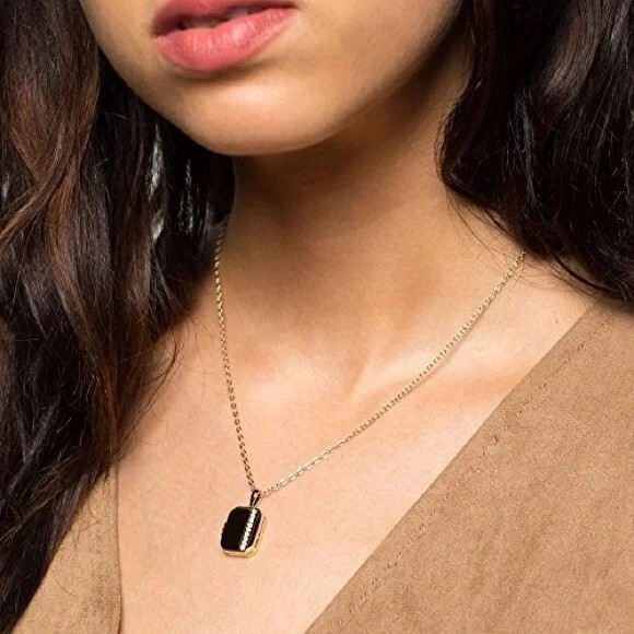 Gold Greenwich Locket Necklace With Chain New