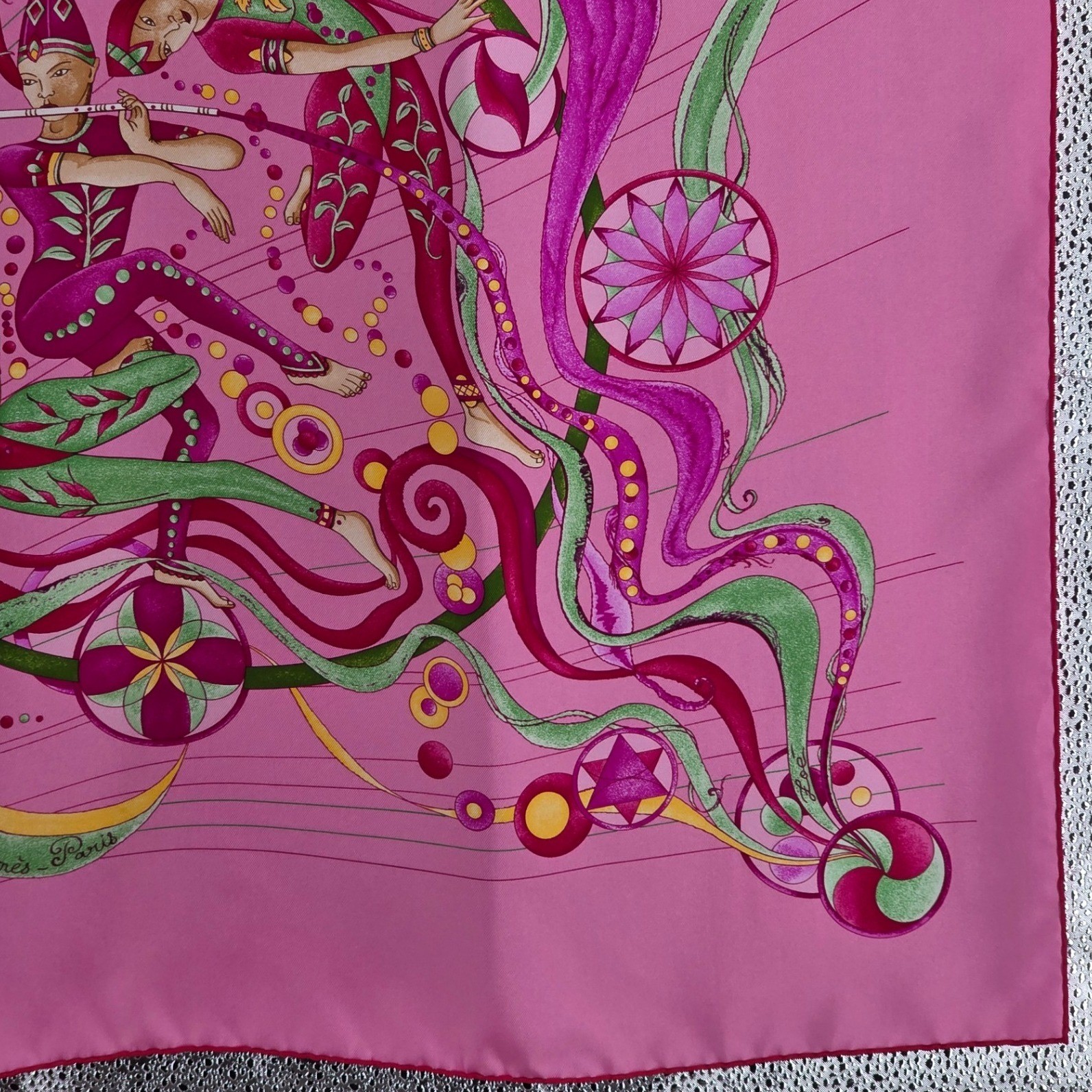 Hermes La Danse du Cosmos Silk Scarf Pink Zoe Pauwels Made in France with Box - View 14
