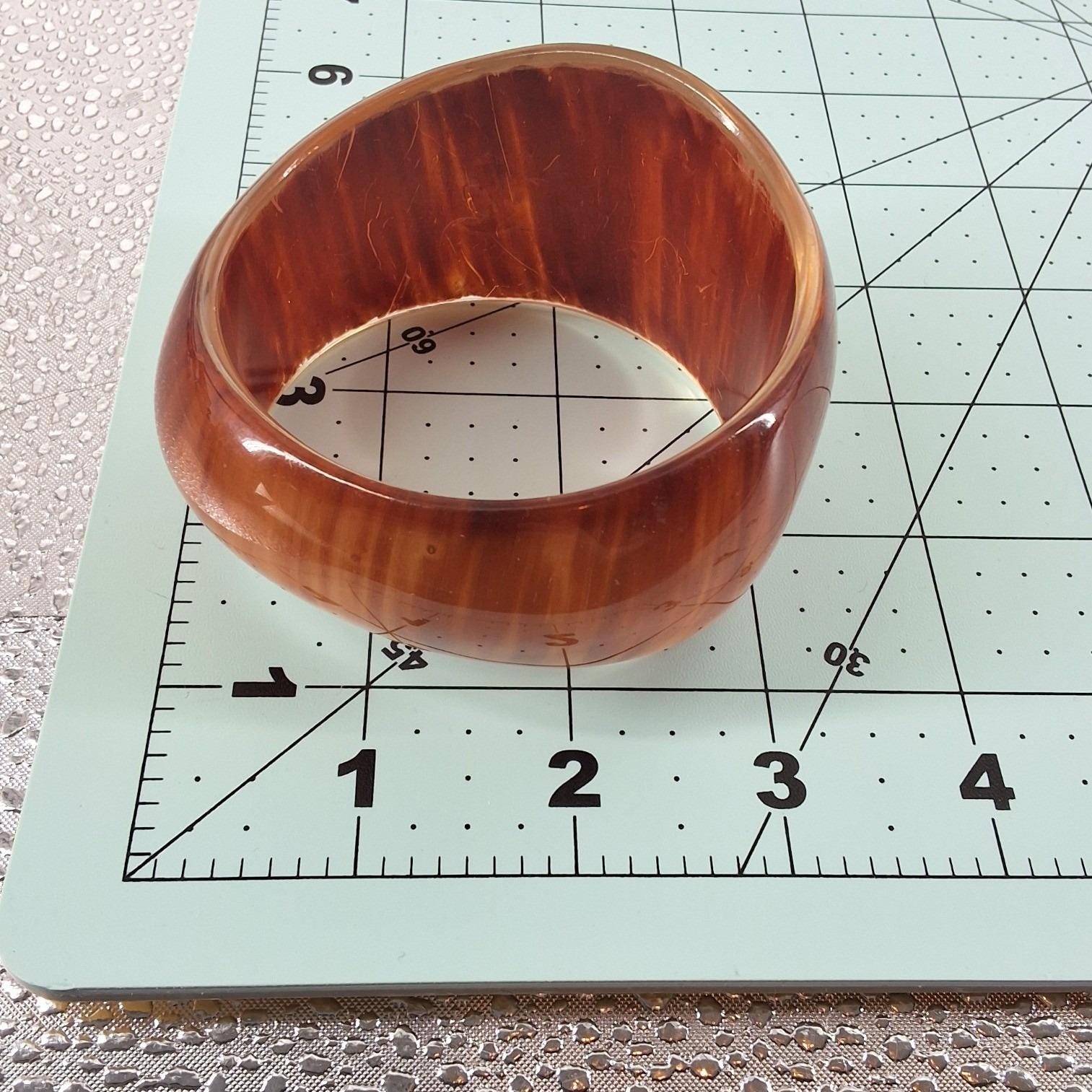 Vintage Lucite Root Beer Chunky Wave Bangle Bracelet Retro Statement Resin