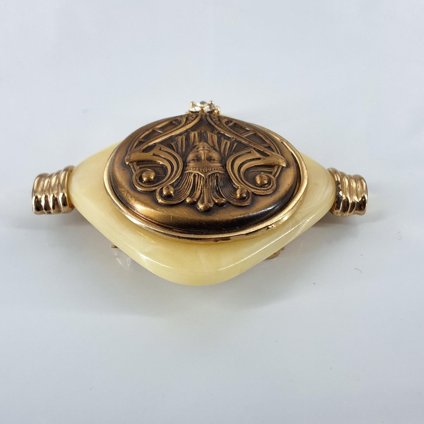 Vintage Art Nouveau Goddess Medallion Brooch Cream Resin Gold Pin 2.5" - View 4