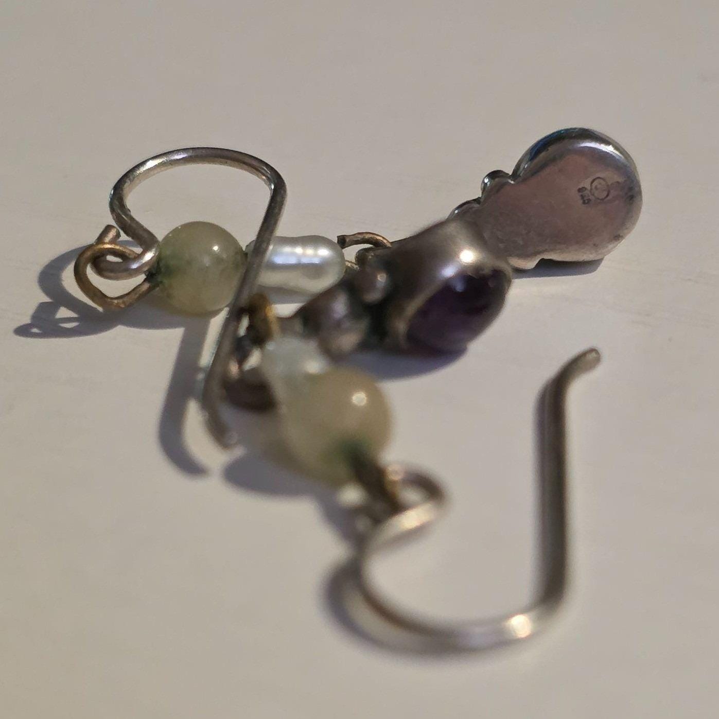 Vintage 925 Sterling Silver Amethyst & Pearl Dangle Earrings - View 4