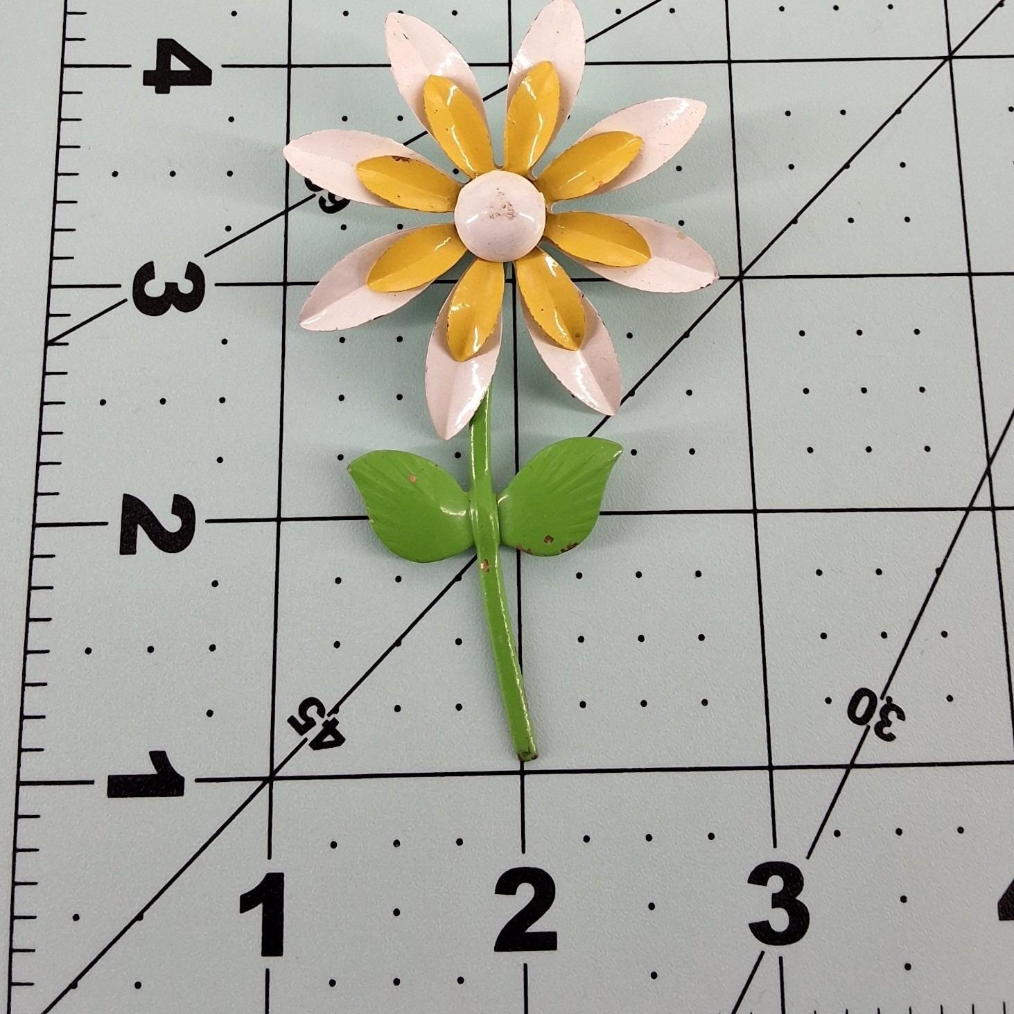 Vintage 60s Mod Enamel Daisy Brooch White Yellow Flower Power Statement Pin 3" - View 5