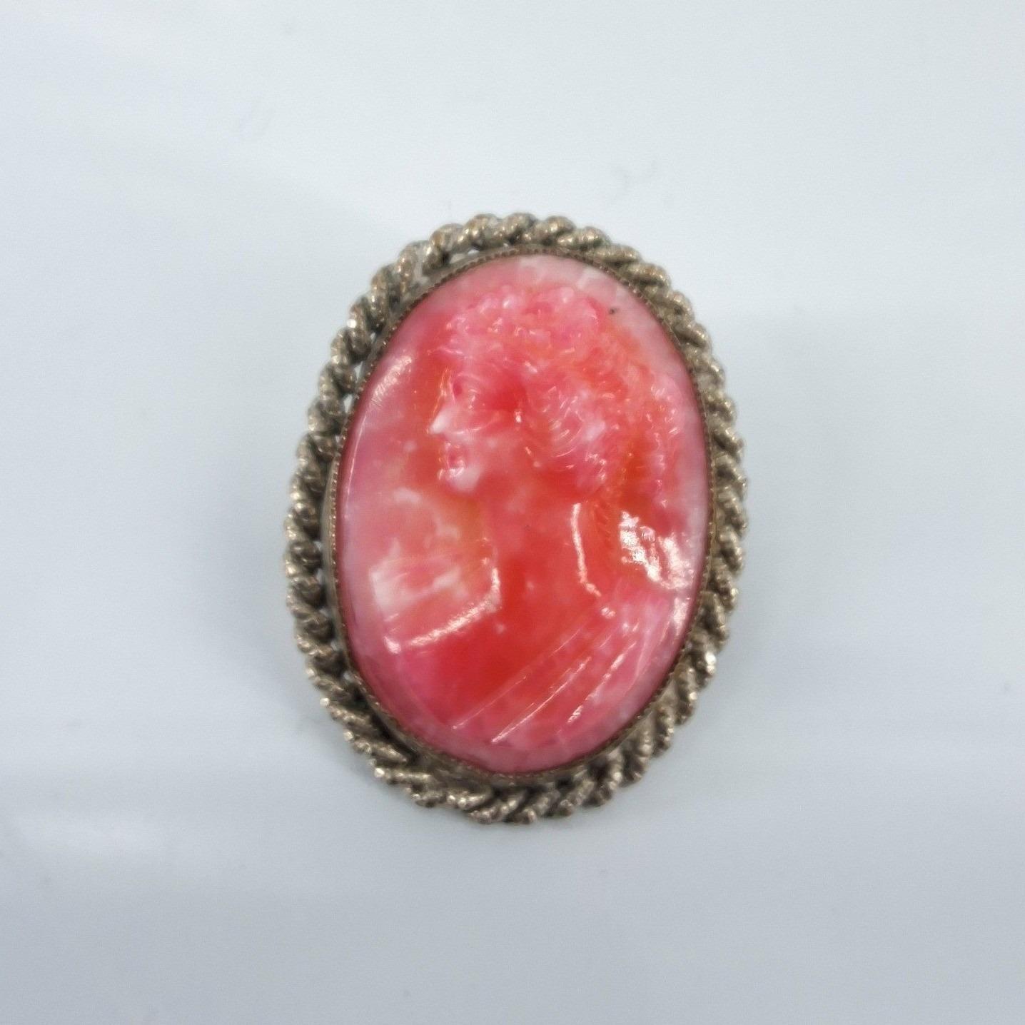 Vtg Pink Conch Shell Cameo Brooch Silver Tone Rope Border Hand Carved Italy