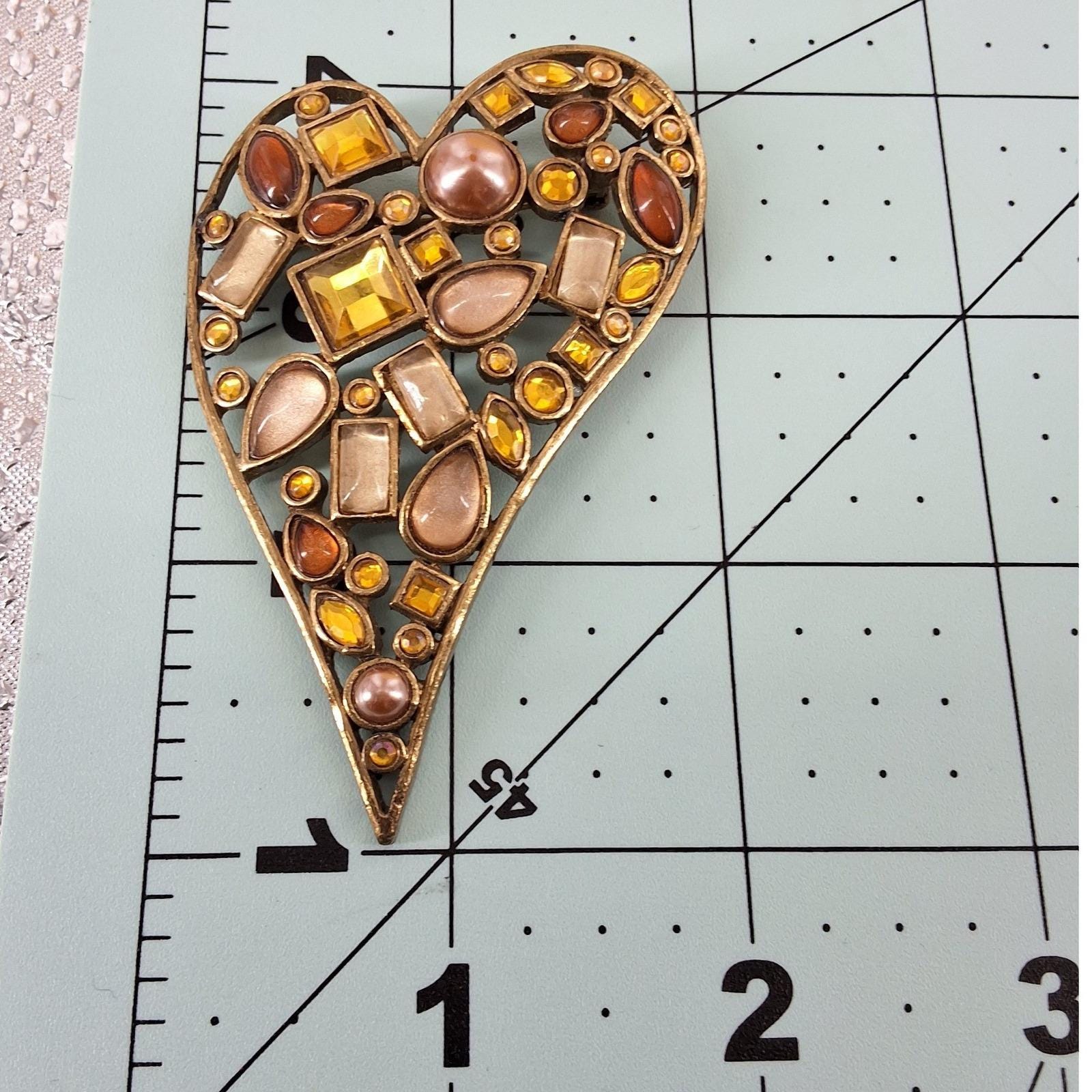Vintage Style Amber Crystal & Faux Pearl Heart Statement Brooch Pin - View 6