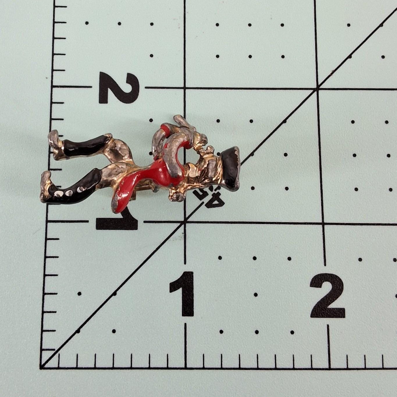 Vintage Fife Player Brooch Red Coat Soldier Figural Enamel Pin Silver Tone 1.5" - View 4