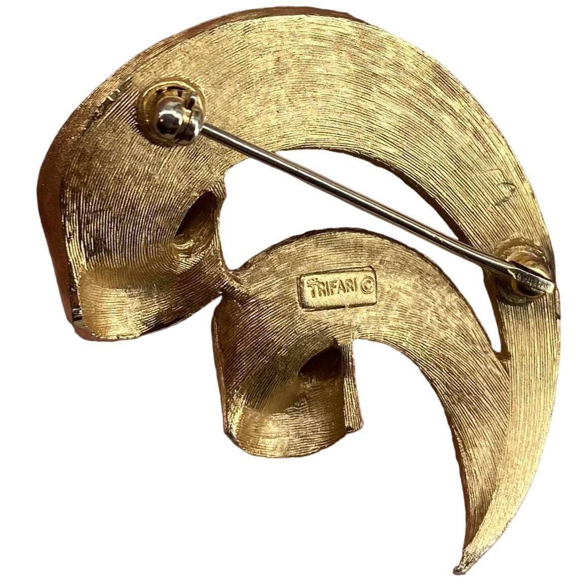 Vintage Crown Trifari Alfred Phillipe Gold-Tone Modernist Wave Brooch Pin 2"