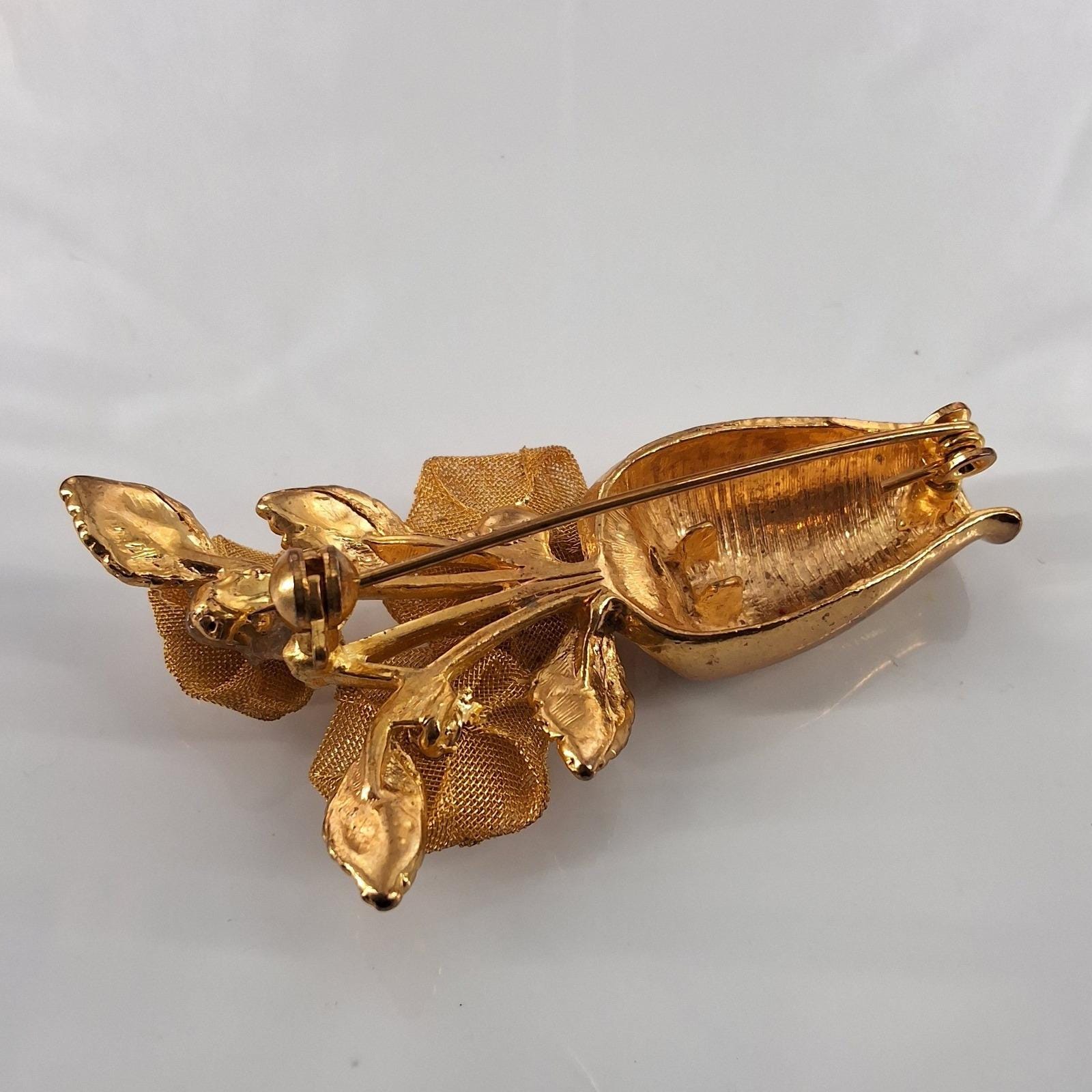 Vtg Mid Century Gold Tone Mesh Rose Bouquet Vase Brooch Pin Floral MCM Statement - View 5