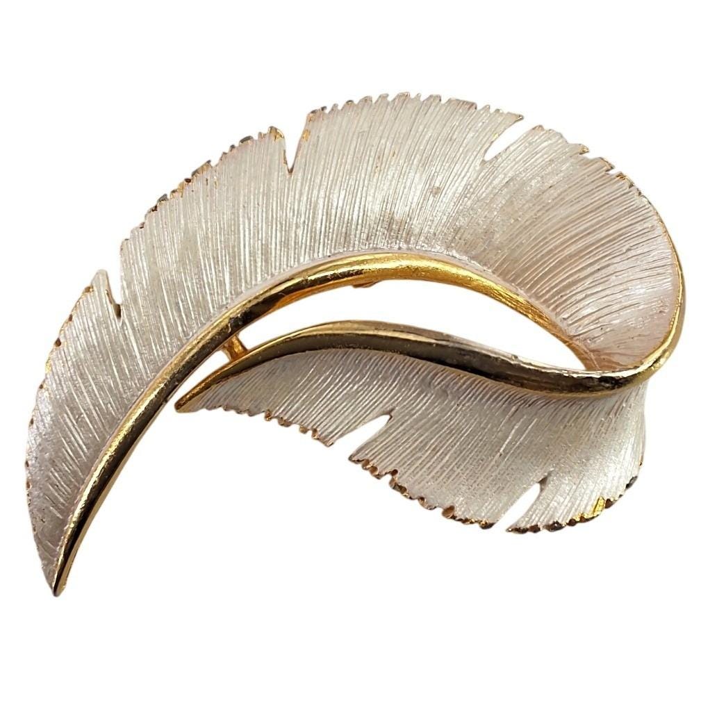 Vintage JJ Jonette White Enamel Feather Brooch Pin Signed Gold Tone 80s