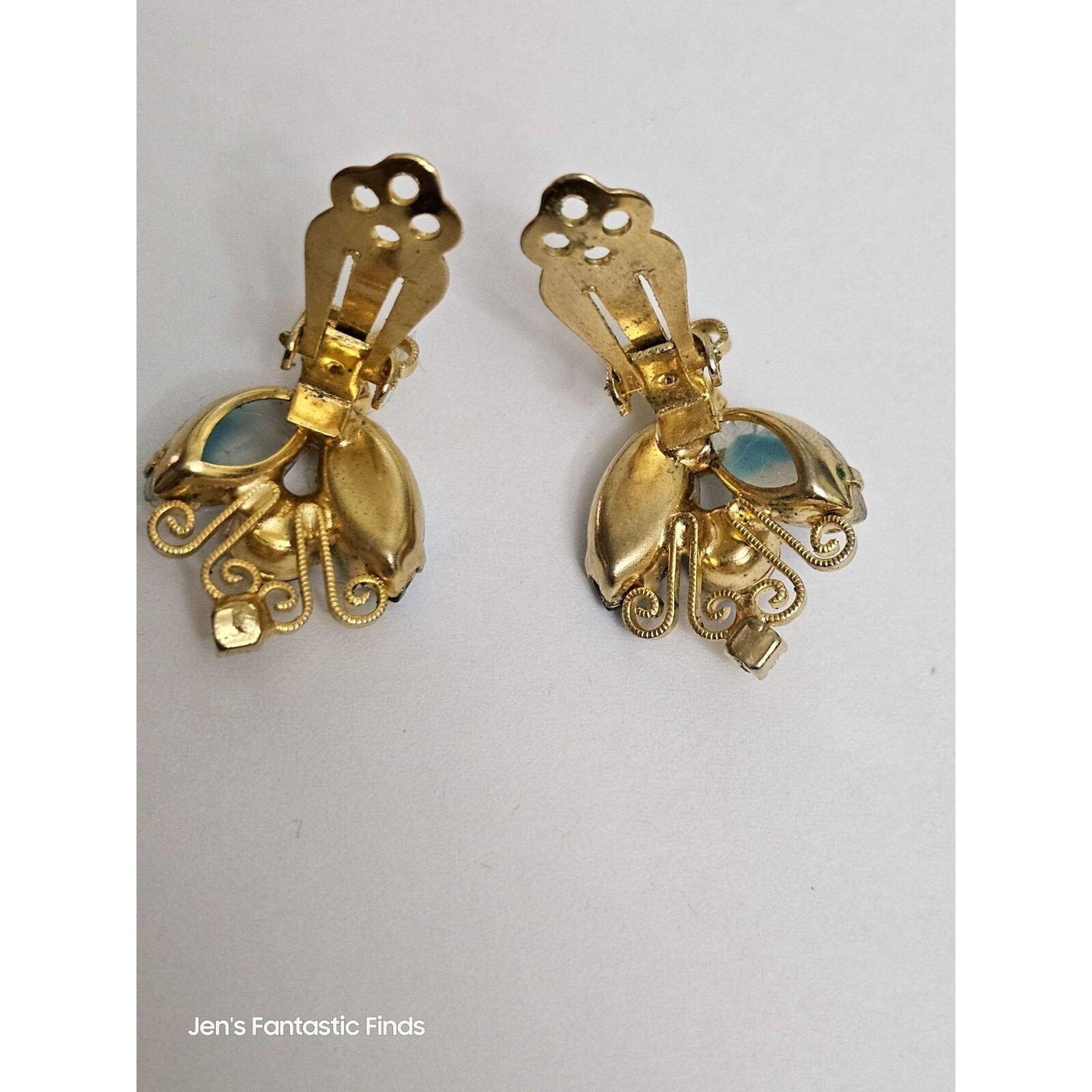 Vtg Juliana DeLizza Elster Blue Aurora Borealis Rhinestone Clip-On Earrings - View 6