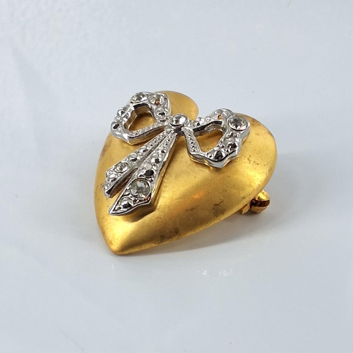 Vintage Gold Puffed Heart Rhinestone Bow Brooch Pin 1.25" - View 5