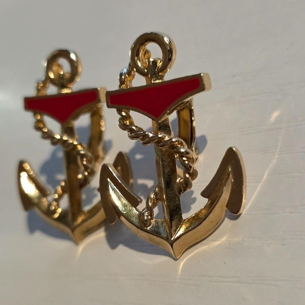 Vintage Avon Anchors Aweigh Gold Tone Red Enamel Anchor Nautical Clip On Earring - View 7