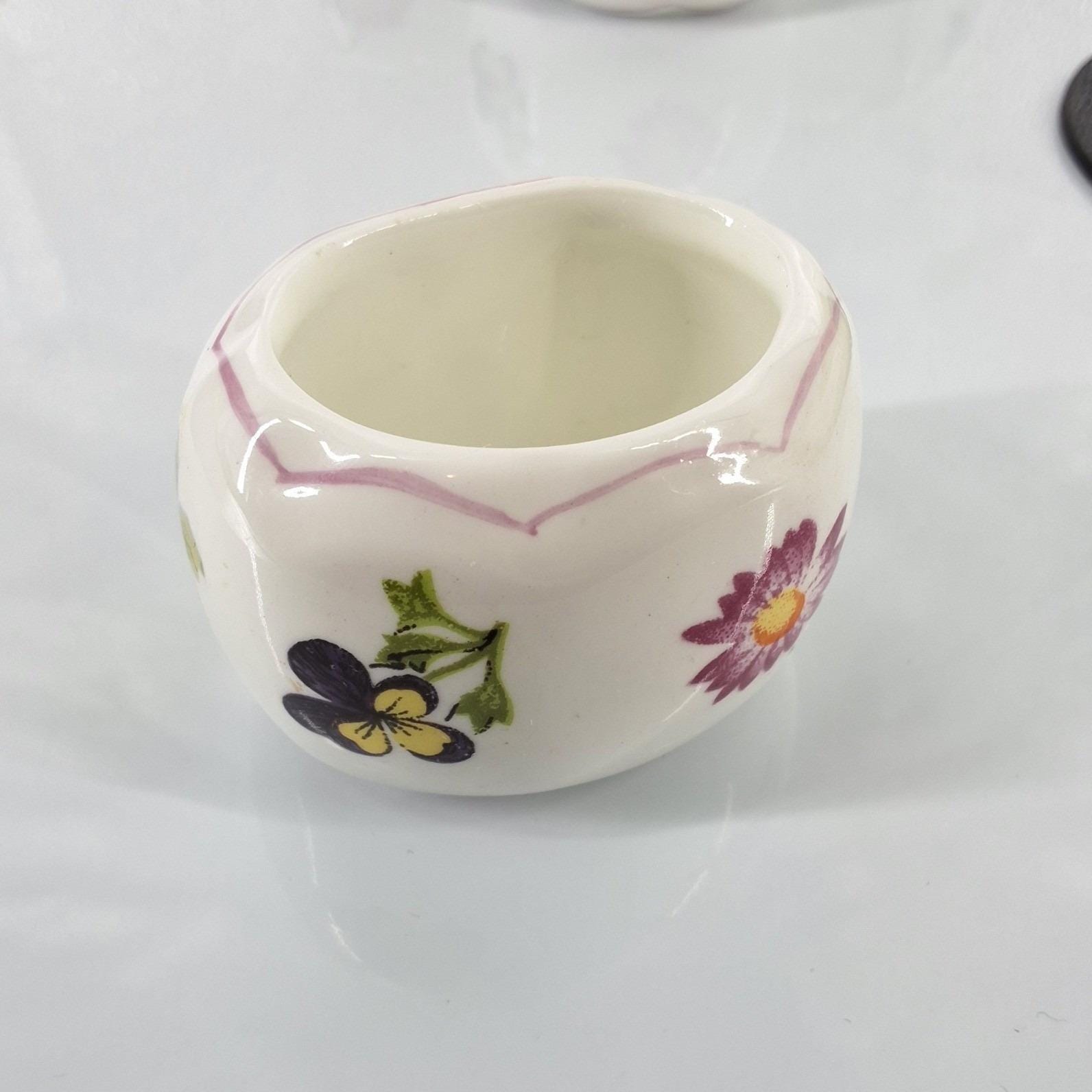 Vintage 1986 Pia Bone China Napkin Rings Set of 4 Floral with Display Tray - View 5
