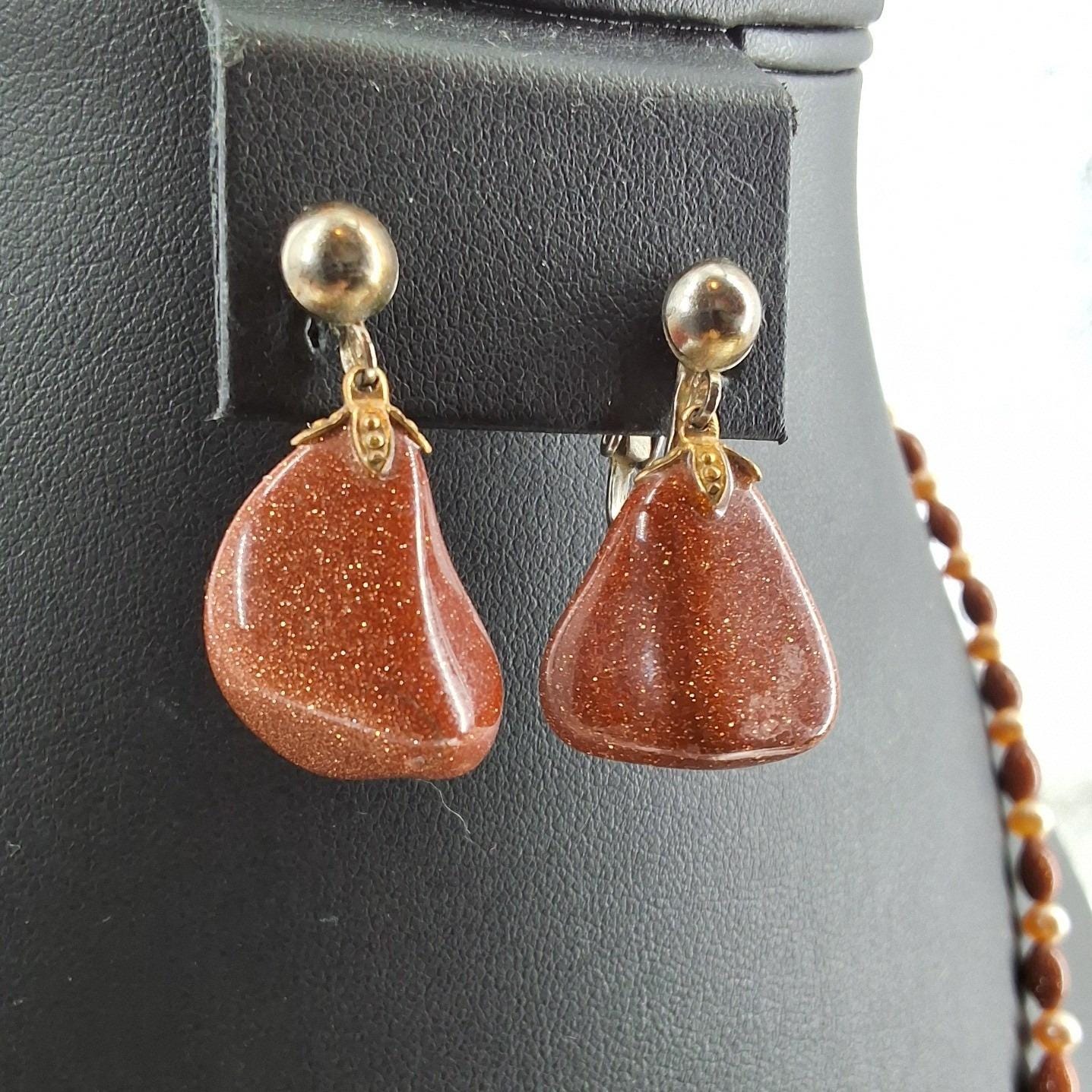 Vintage Goldstone Faux Pearl Tassel Necklace Bracelet Clip Earring Set - View 4