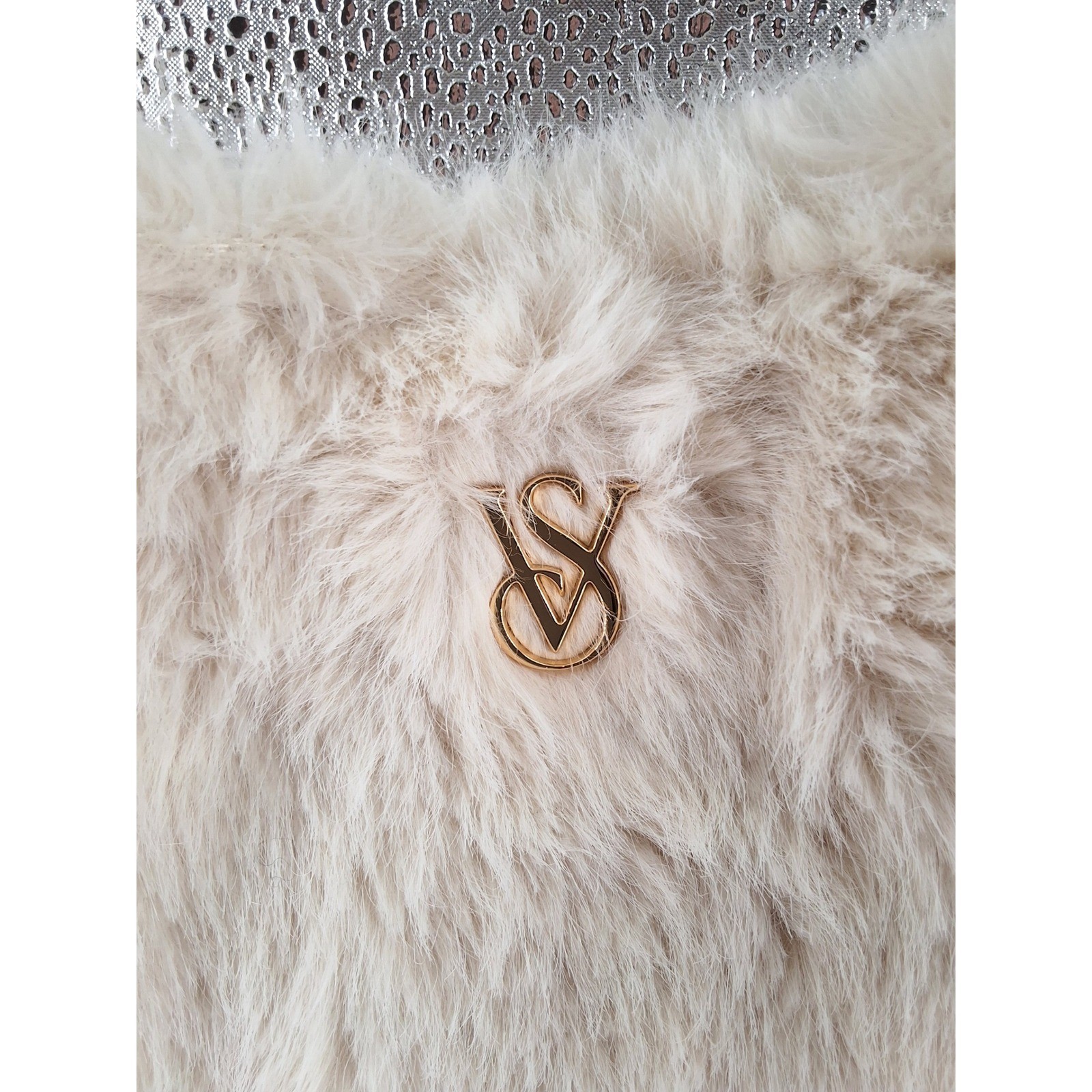 Victoria's Secret NWT White Faux Fur Tote Bag Gold VS Logo - View 3