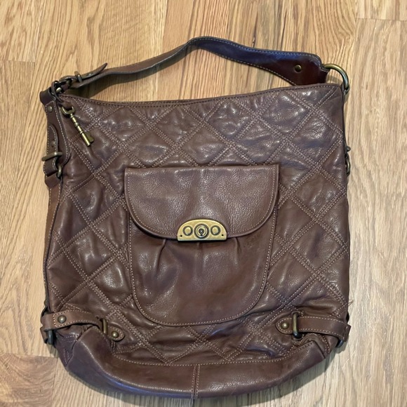 VTG Fossil Classic 75082 Metallic Gold Leather Crescent Hobo Shoulder Bag - View 17
