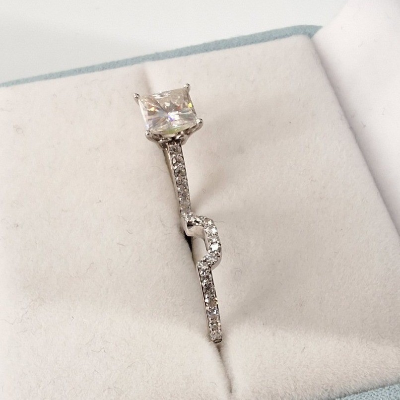 Charles & Colvard Moissanite Princess Cut Bridal Set 14k White Gold Ring Sz 5.5 - View 5