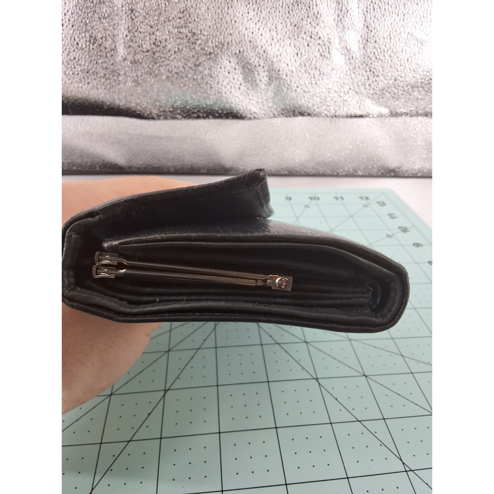 Classic Black Leather Bifold Wallet |‎ Snap Closure | Card Slots - View 3