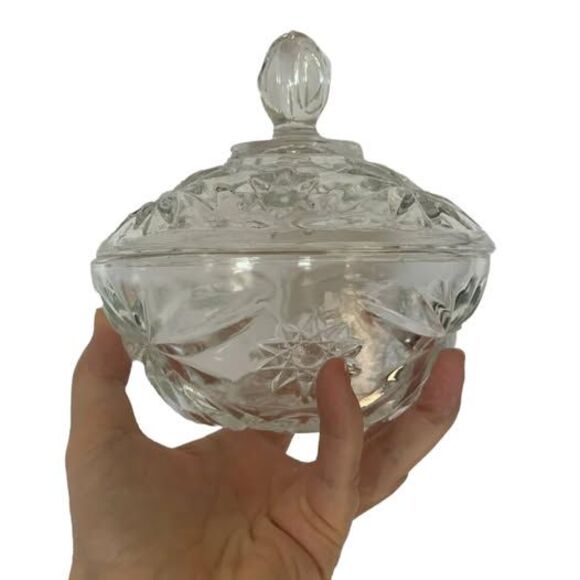 Vintage Anchor Hocking Avocado Green Starburst Ruffled Glass Bowl 4.5" - View 9