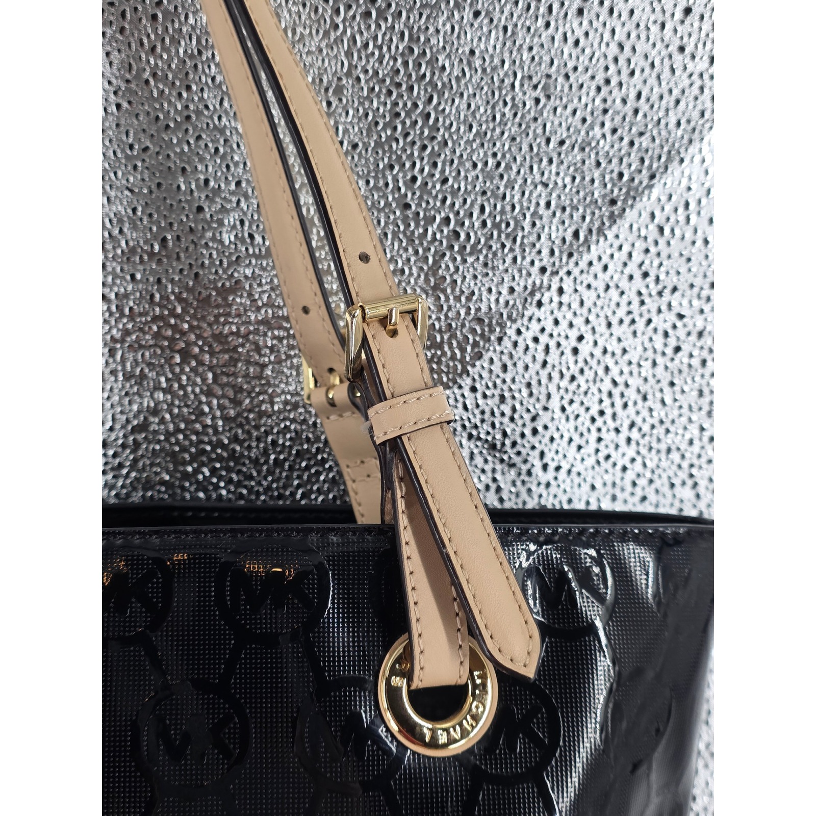 Michael Kors MK Black Patent Leather Tote Shoulder Bag Medium EUC!‎ - View 21