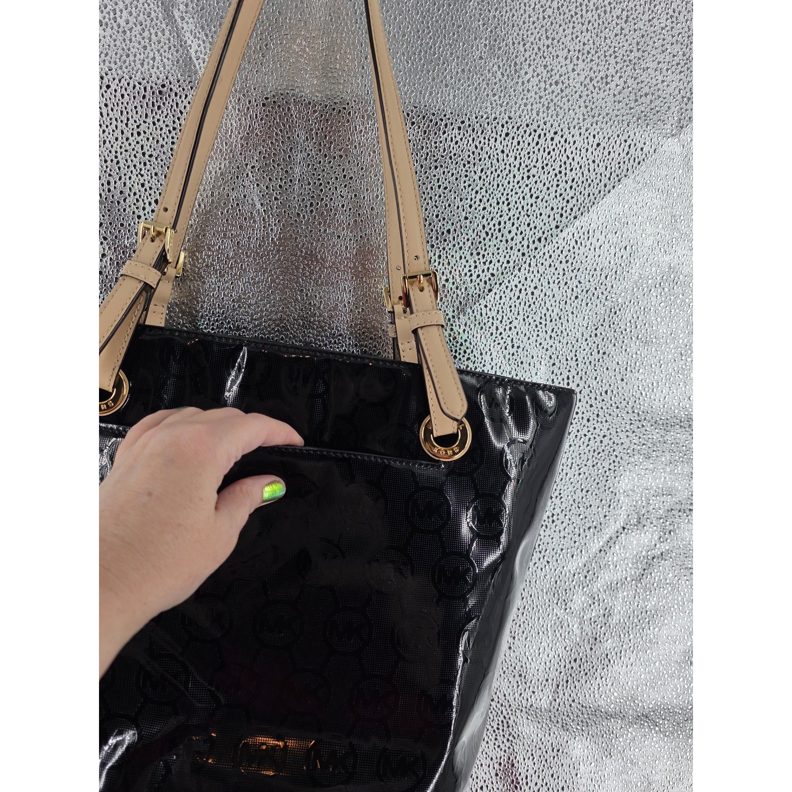 Michael Kors MK Black Patent Leather Tote Shoulder Bag Medium EUC!‎ - View 30