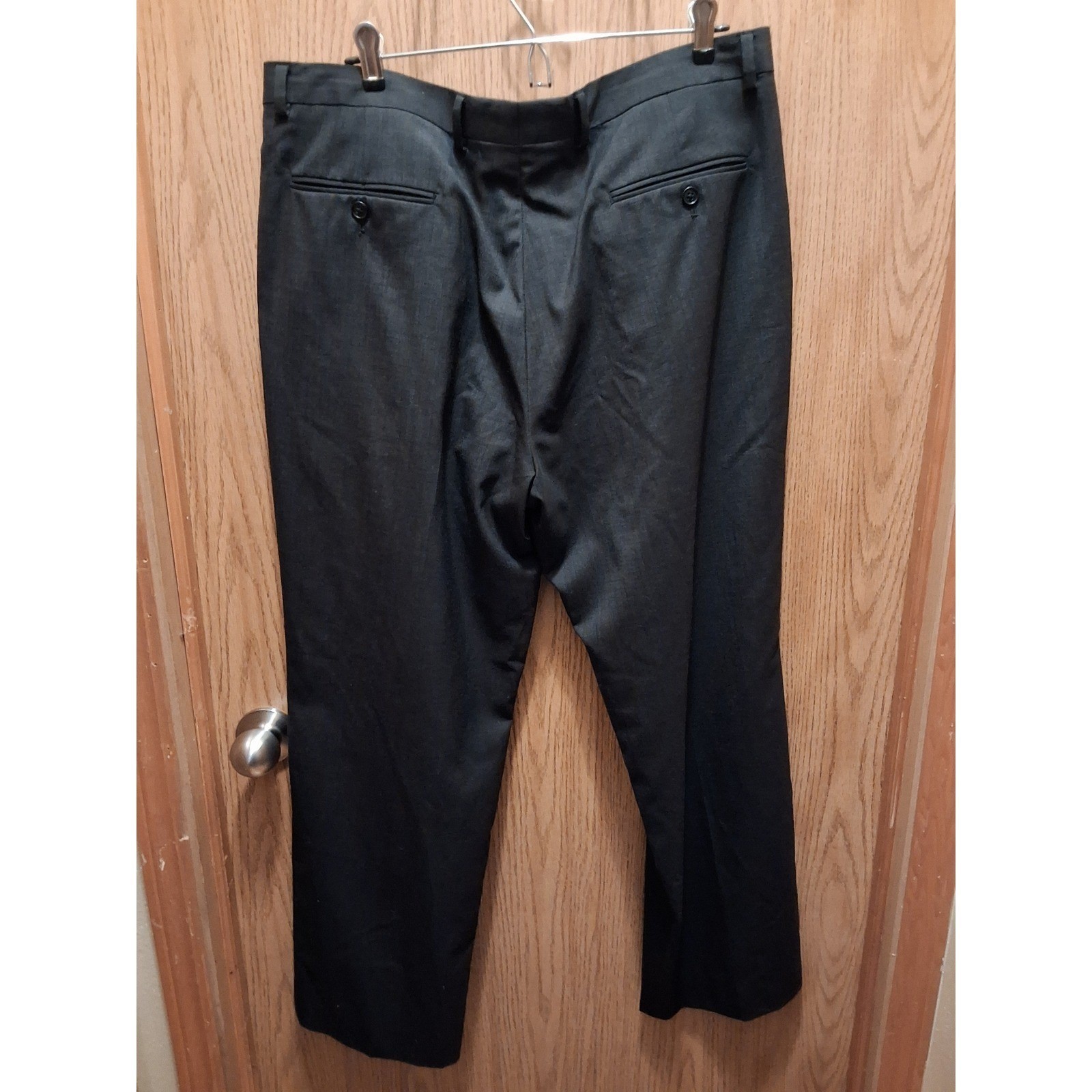Executive Men's Wool Dress Pants Charcoal Gray Pleated‎ 38x30 Slacks Business - View 4