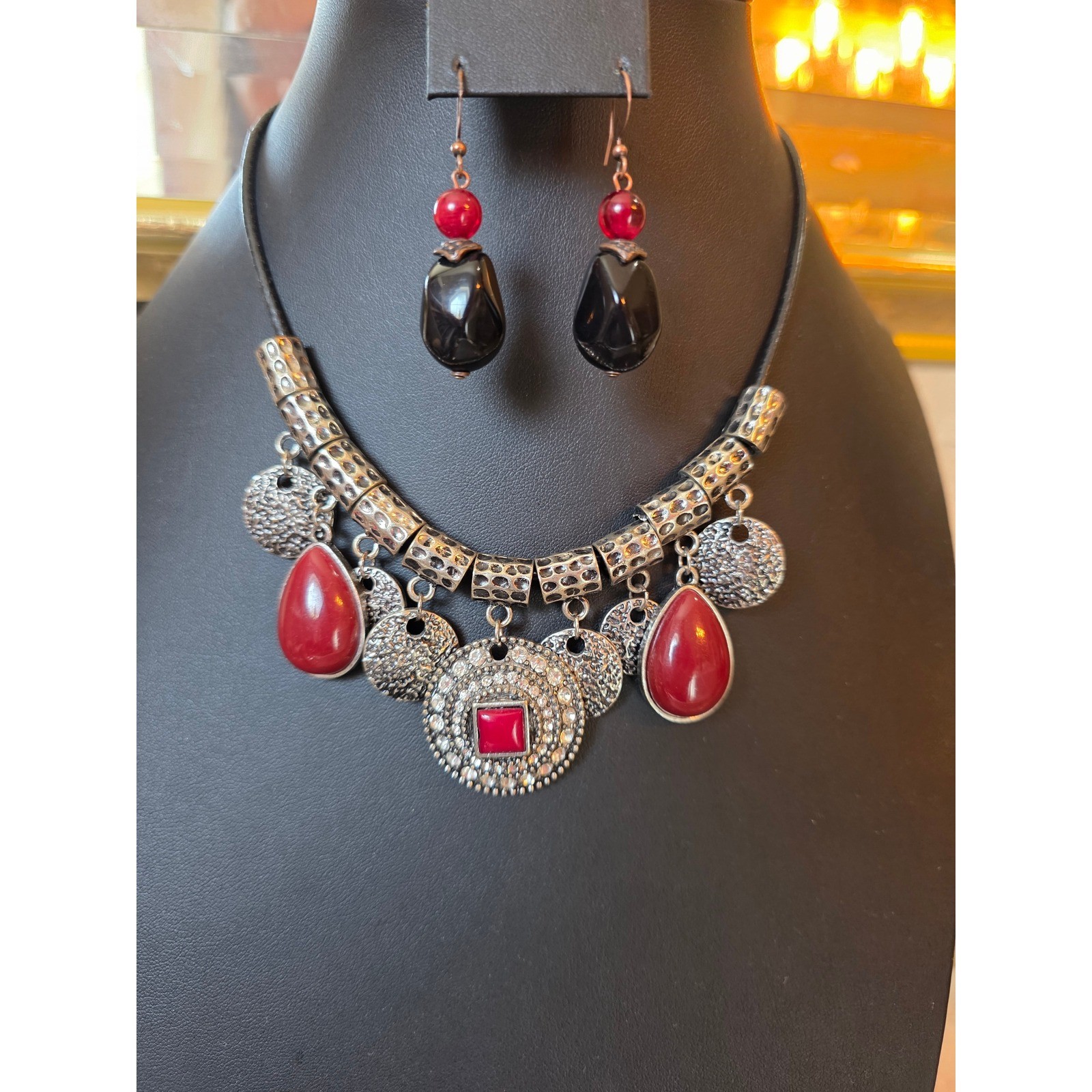 Red & Black Statement Choker Necklace & Dangle Earrings‎ Jewelry Set