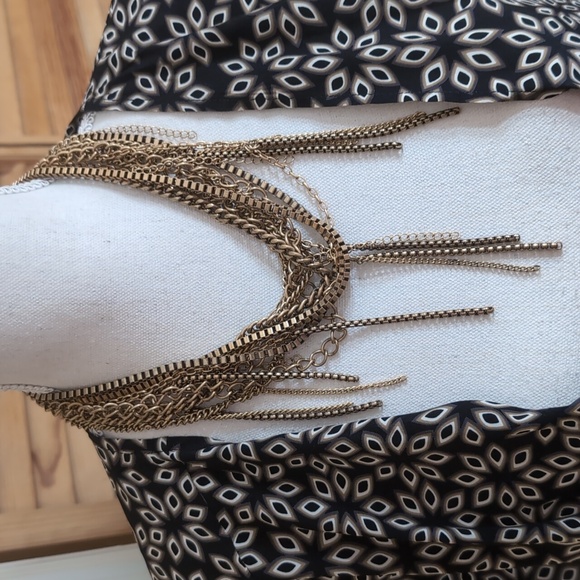 Celebrate New‎ York Gold Tone Chain Necklace 18 Inches Adjustable Length Elegant - View 11
