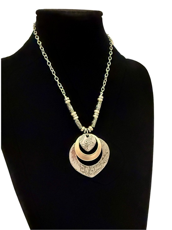 Celebrate New‎ York Gold Tone Chain Necklace 18 Inches Adjustable Length Elegant - View 21