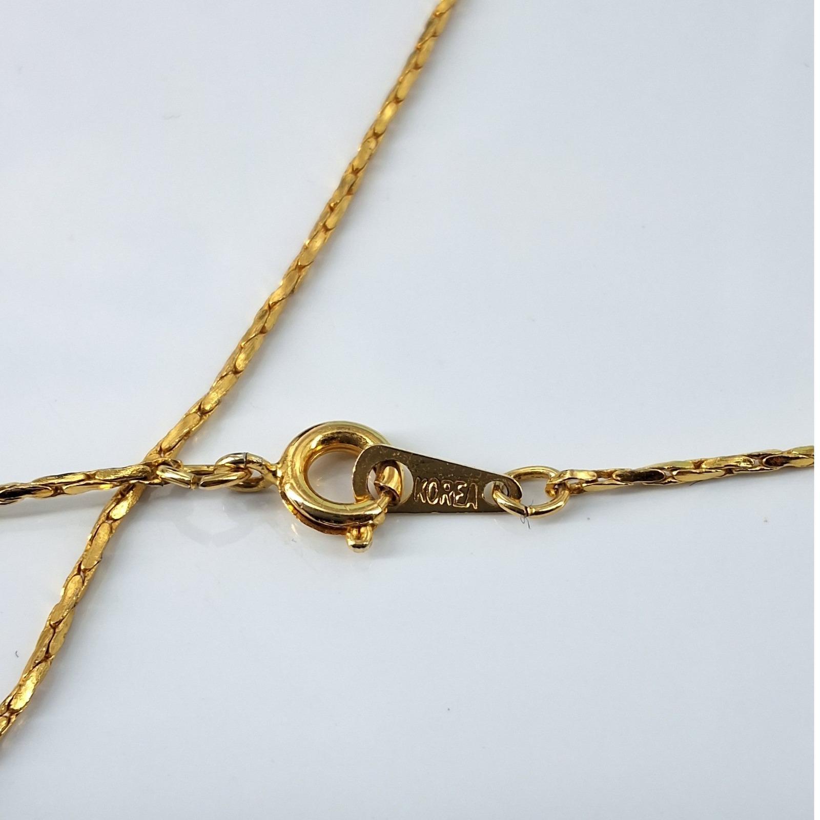 Vintage Gold Tone Faux Pearl Teardrop Necklace 18" Korea Serpentine Chain - View 4