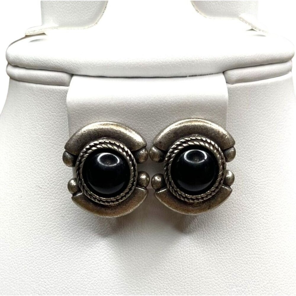 Vintage Brutalist Metal &‎ Black Cabochon Clip Earrings - View 5