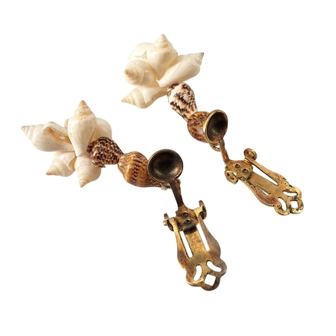 Vintage Natural Seashell Cluster Dangle Clip On Earrings Gold Tone Coastal Beach - View 3