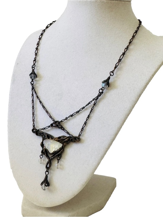 Sweet Romance Vintage Gold Tone Puffed Heart Pendant Necklace - View 8