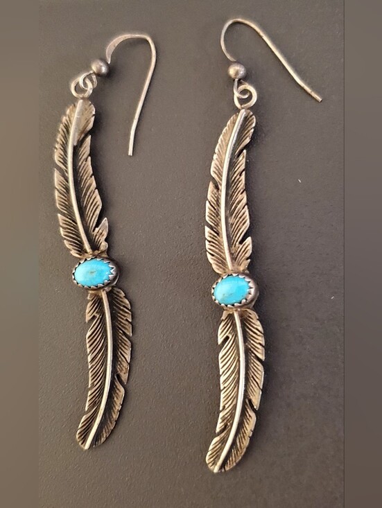 Silver Tone Turquoise Blue Howlite Stone Sunburst Medallion Boho Drop Earrings - View 5