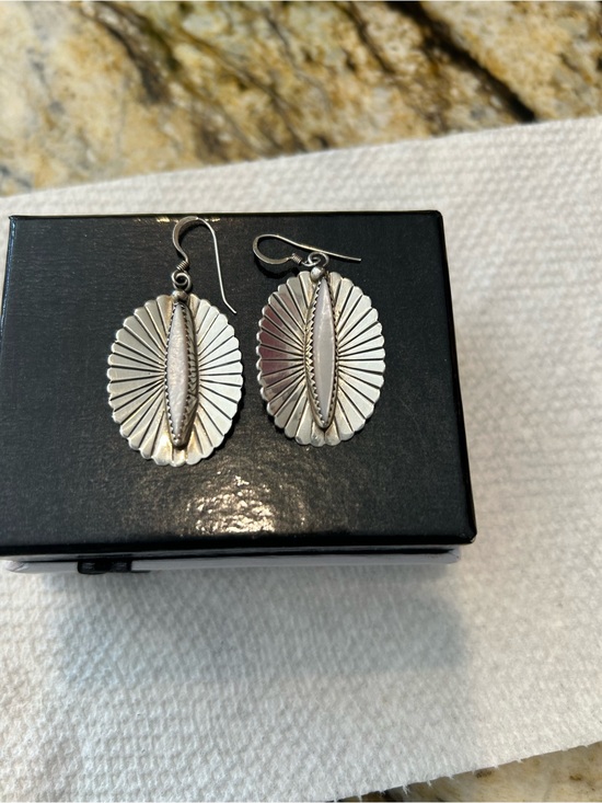 Silver Tone Turquoise Blue Howlite Stone Sunburst Medallion Boho Drop Earrings - View 17