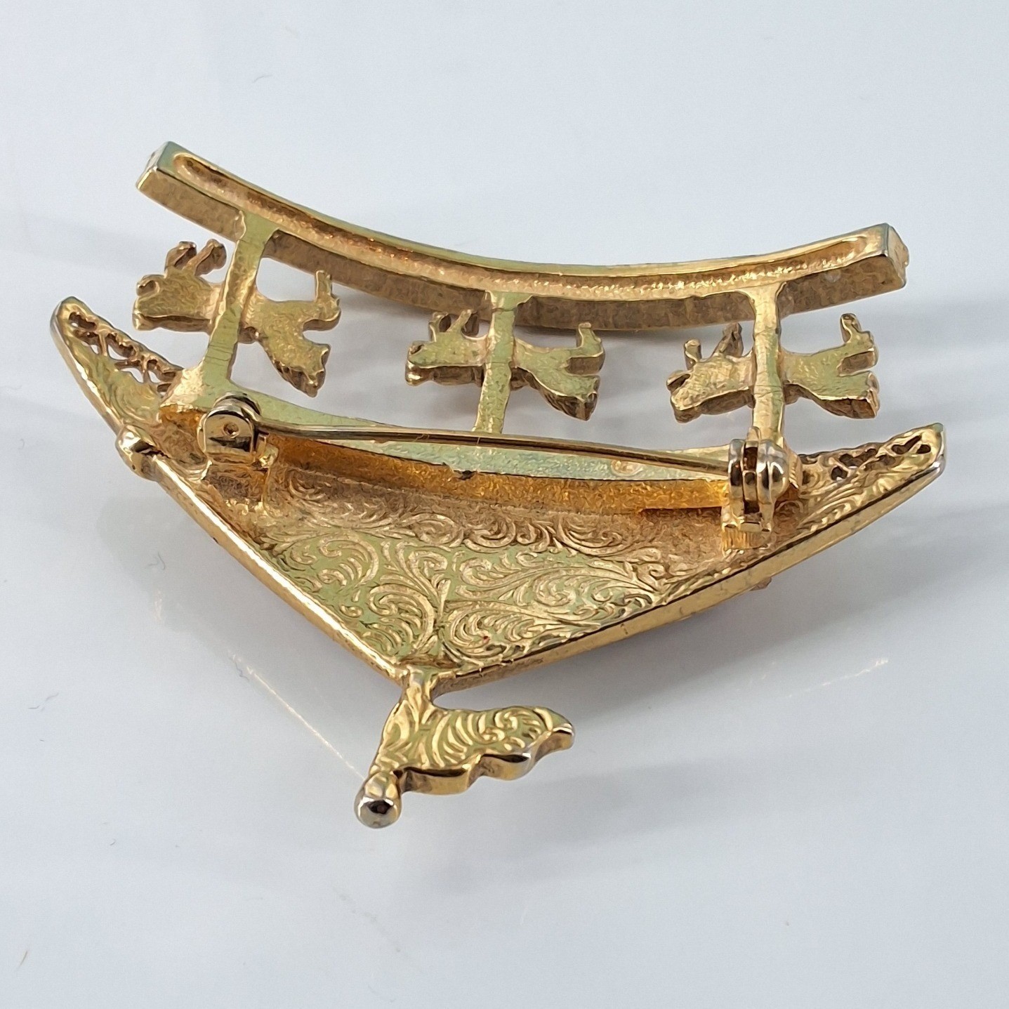 Vintage 1928 Gold Tone Carousel Horse Brooch Pink Roses Faux Pearl Pin - View 6