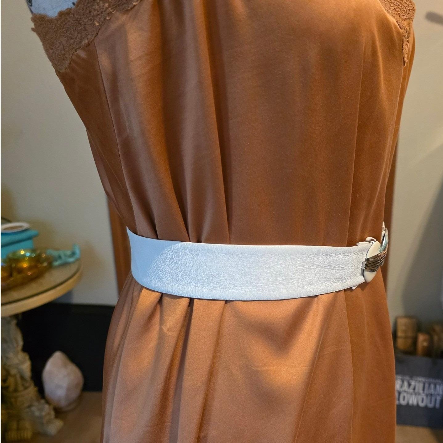Vintage 80s Cream Goat Leather Cinch Belt Art Deco Enamel Butterfly Buckle 26.5" - View 4