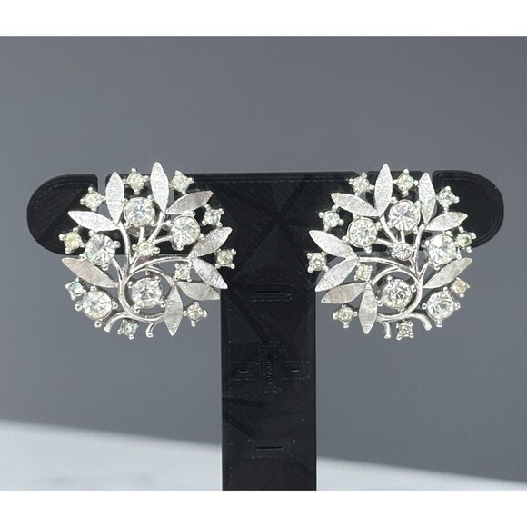 Vintage Crown Trifari Gold-Tone Faux Pearl Oak Leaf Clip-On Earrings - View 4