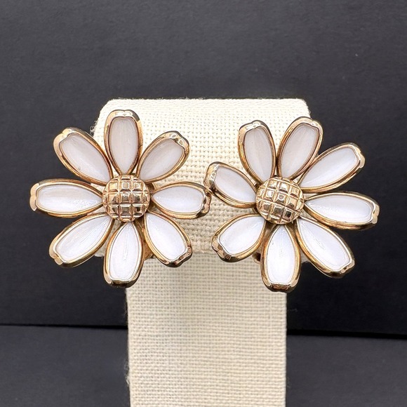 Vintage Crown Trifari Gold-Tone Faux Pearl Oak Leaf Clip-On Earrings - View 15